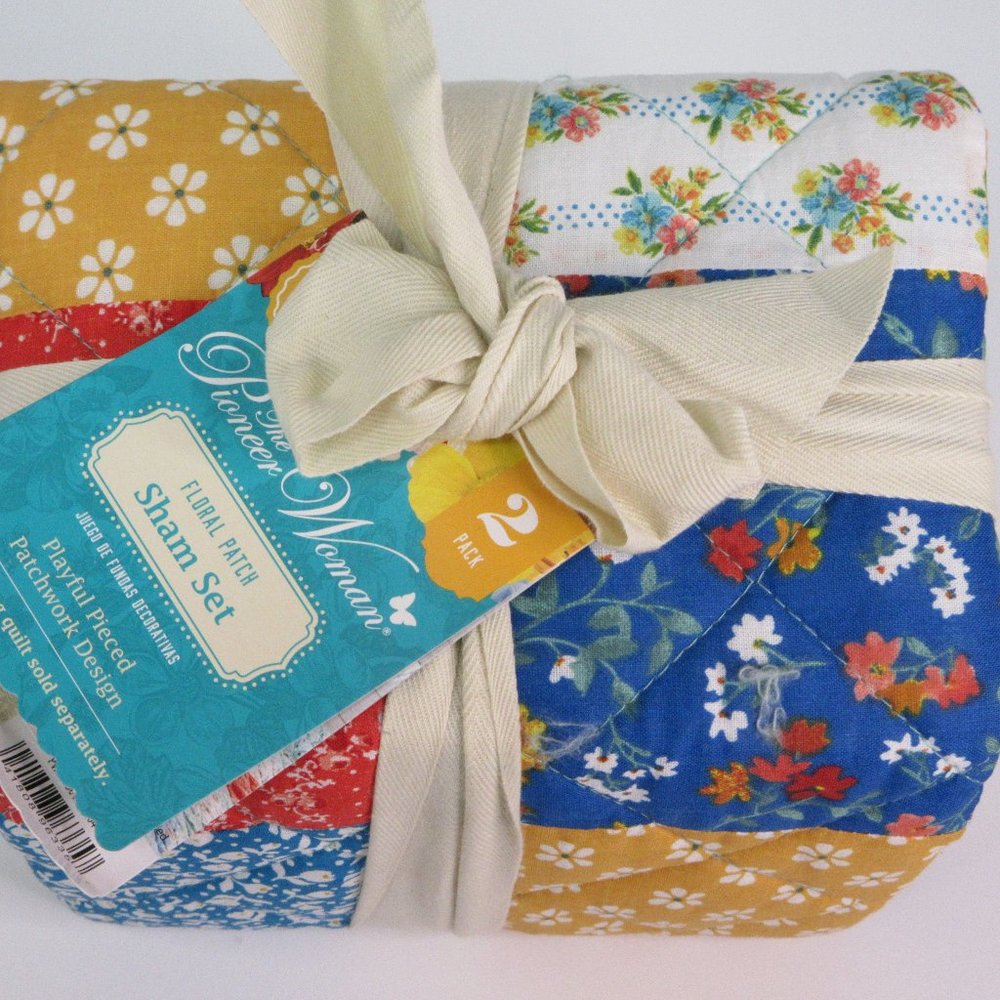 Pioneer Woman Floral Patchwork Pillow Sham Set King Sz 2Pc Blue Green Yellow